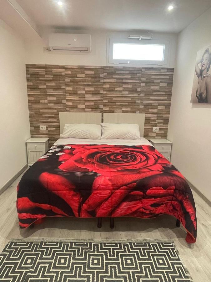 Maison Rinaldi Srl Бари Екстериор снимка