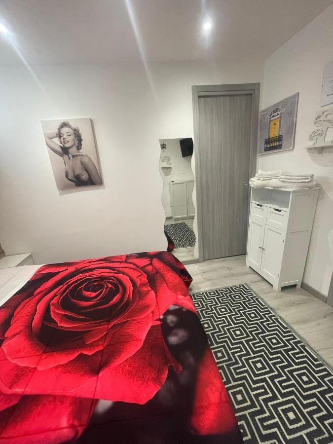 Maison Rinaldi Srl Бари Екстериор снимка